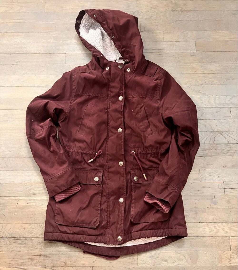 Prince & Fox Women's Maroon Hooded Faux Sherpa Lined Utility Anorak Jacket